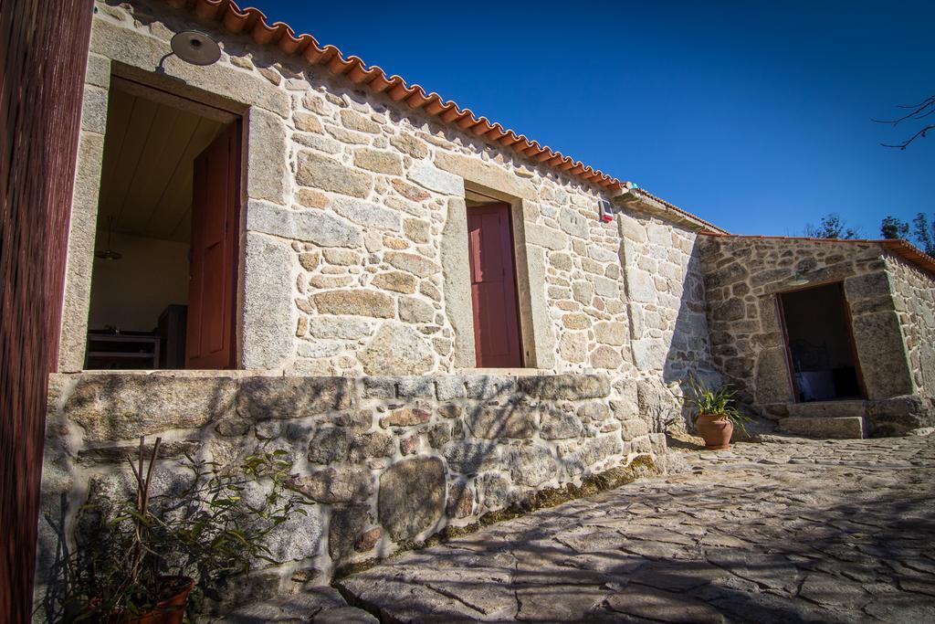 ヴァーレ・デ・カンブラ Casas Dos Avosゲストハウス 部屋 写真