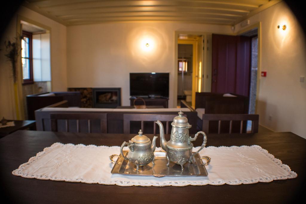 ヴァーレ・デ・カンブラ Casas Dos Avosゲストハウス 部屋 写真