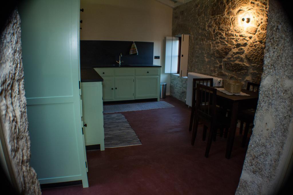 ヴァーレ・デ・カンブラ Casas Dos Avosゲストハウス 部屋 写真