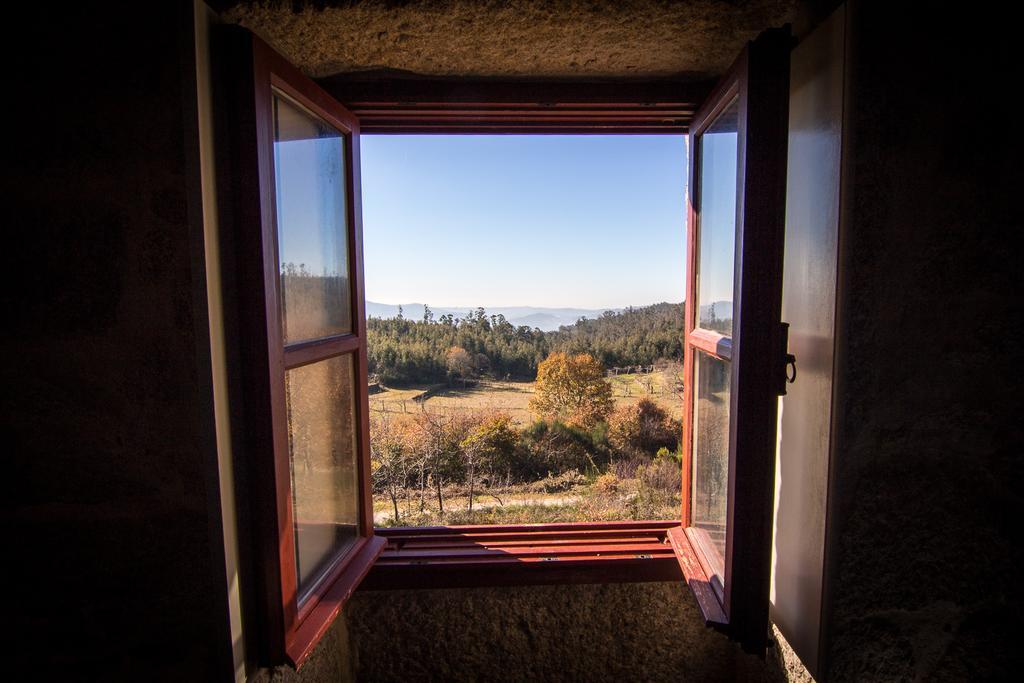 ヴァーレ・デ・カンブラ Casas Dos Avosゲストハウス 部屋 写真