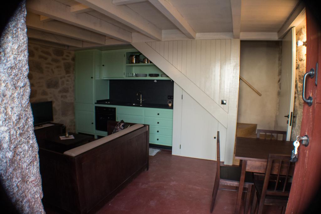 ヴァーレ・デ・カンブラ Casas Dos Avosゲストハウス 部屋 写真