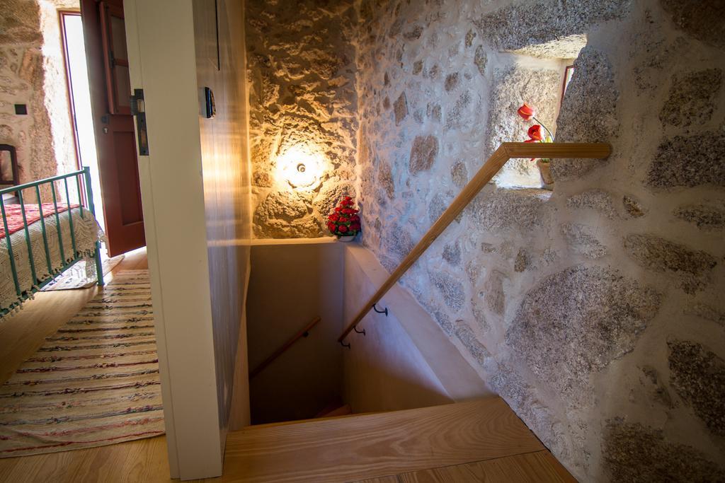 ヴァーレ・デ・カンブラ Casas Dos Avosゲストハウス 部屋 写真