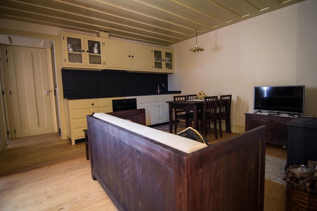 ヴァーレ・デ・カンブラ Casas Dos Avosゲストハウス 部屋 写真